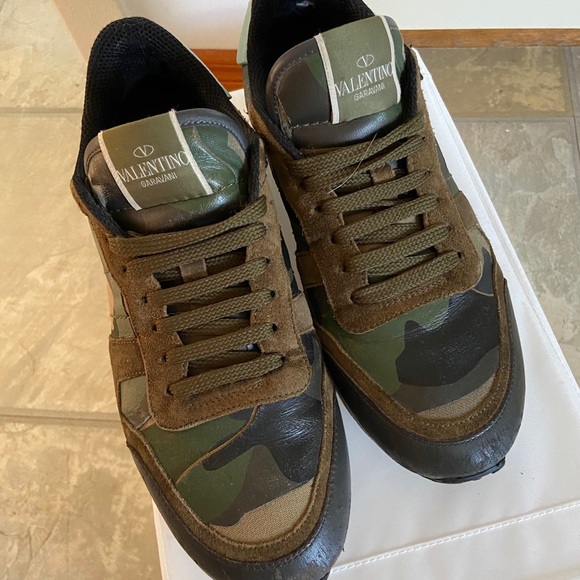 Valentino - Rockrunner Sneaker - Picture 3 of 5
